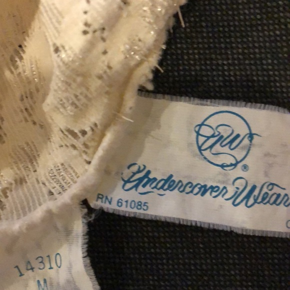 Lacy Bralette. Medium. - Picture 7 of 8